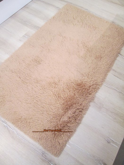 Doğuş Peluş Tavşan Tüyü 80x140cm Kaymaz Tabanlı Halı Bej