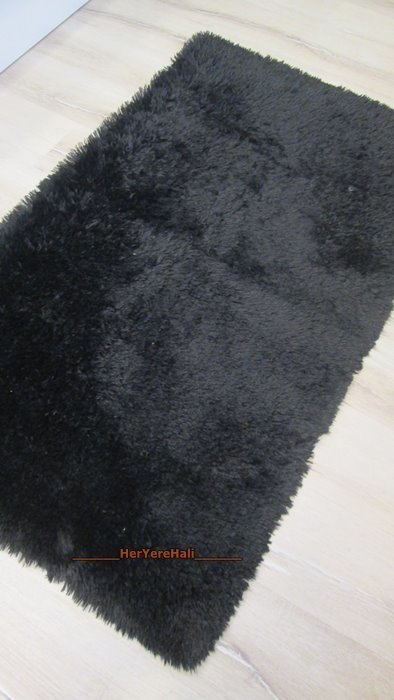 Doğuş Peluş Tavşan Tüyü 140x200cm Kaymaz Tabanlı Halı Siyah