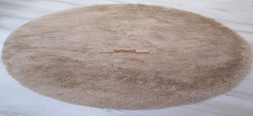 Doğuş Peluş Tavşan Tüyü 140x200cm Kaymaz Tabanlı Oval Halı Bej
