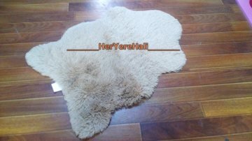 Yamalı Home Tavşan Tüyü 70x100cm Kaymaz Tabanlı Post Halı Bej