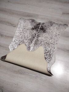 Yamalı Home İnci Halı 003Kahve Yapay Dana Post 160c230 cm