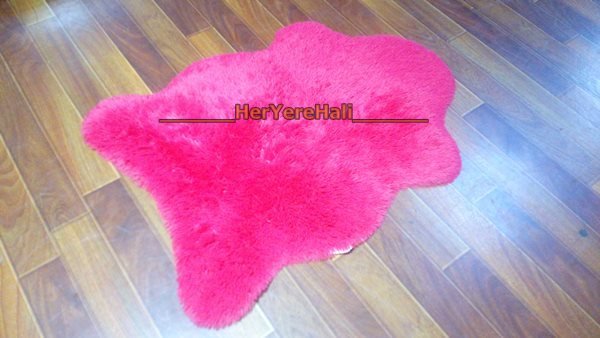 Doğuş Peluş Tavşan Tüyü 140x200cm Kaymaz Tabanlı Post Halı Kırmızı
