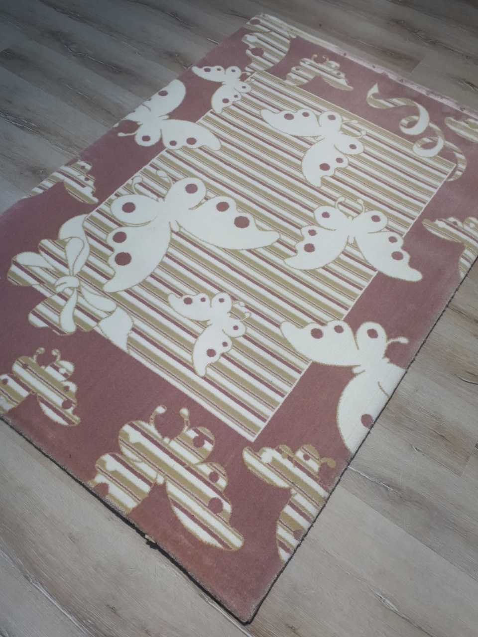 Halı Sarayı Çocuk Halısı 12616Pembe Kelebek 125x180 cm