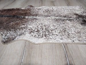 Yamalı Home İnci Halı 003Kahve Yapay Dana Post 100x140 cm