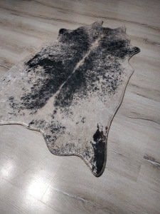 Yamalı Home İnci Halı 002 Siyah Yapay Dana Post 100x140 cm