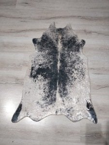 Yamalı Home İnci Halı 002 Siyah Yapay Dana Post 100x140 cm