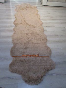 Yamalı Home Peluş Tavşan Tüyü 80x300cm Kaymaz Tabanlı Post Halı Bej