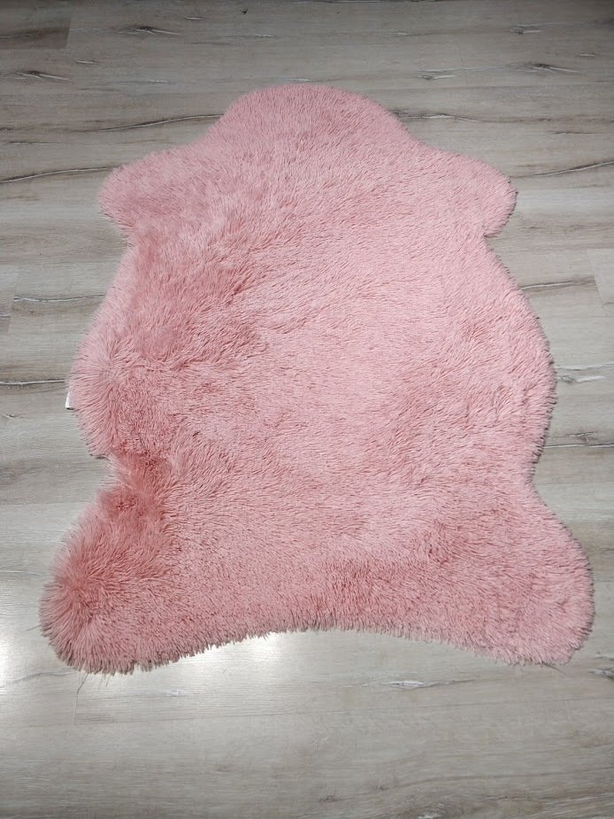 Doğuş Tavşan Tüyü Pudra Pembesi 100x140 cm Post Şekilli Halı